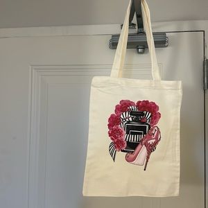 Custom-made canvas tote bag 😍Host-pick!